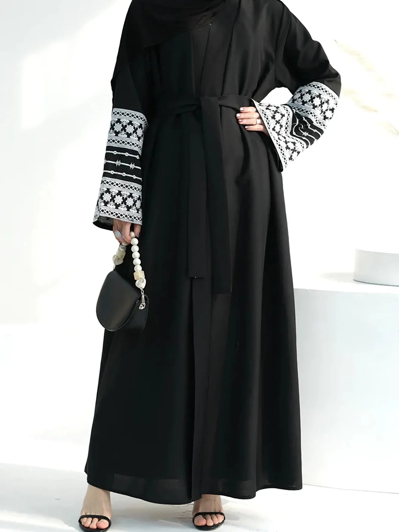 Elegant Open Abaya