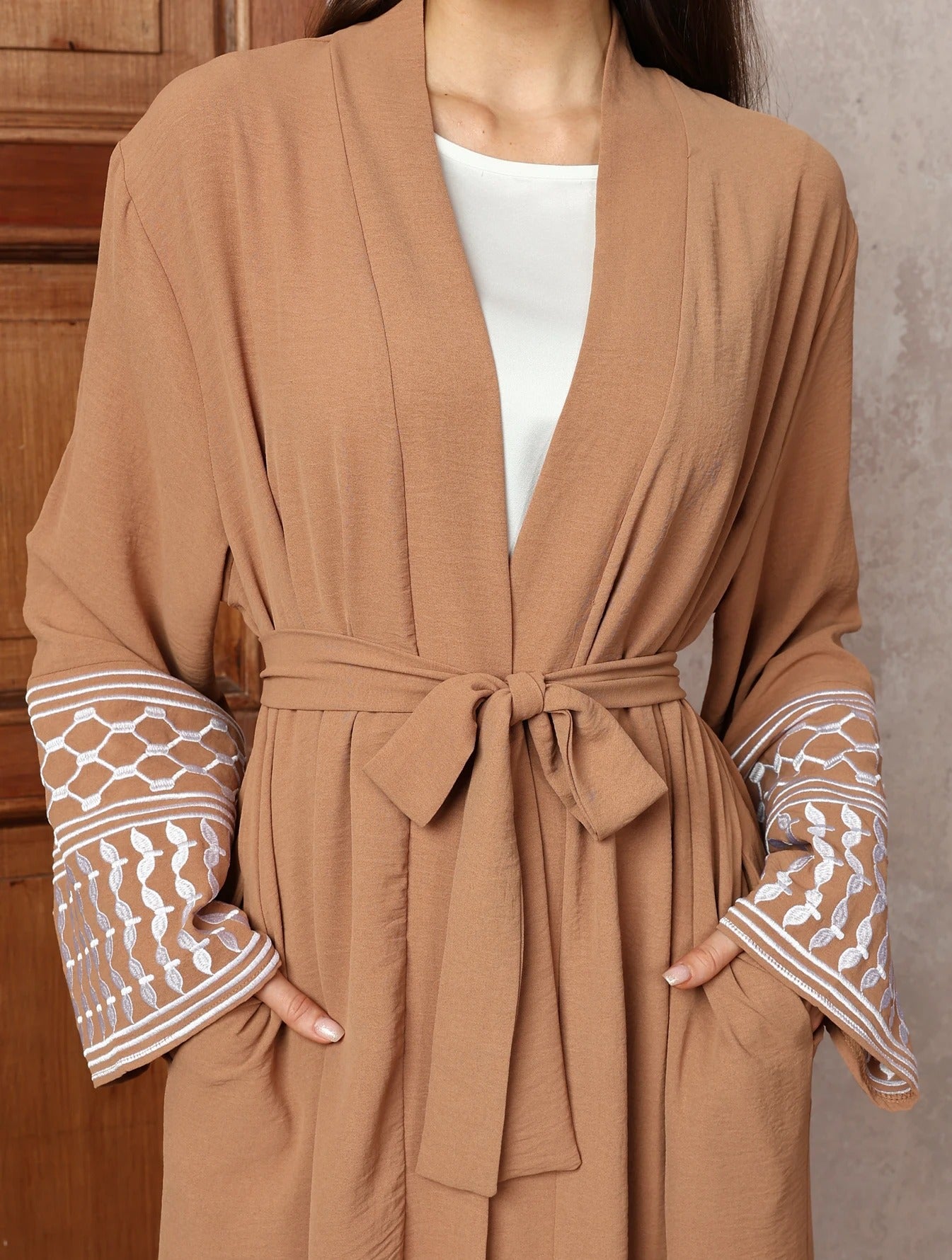 Kimono with Keffiyeh Embroidery
