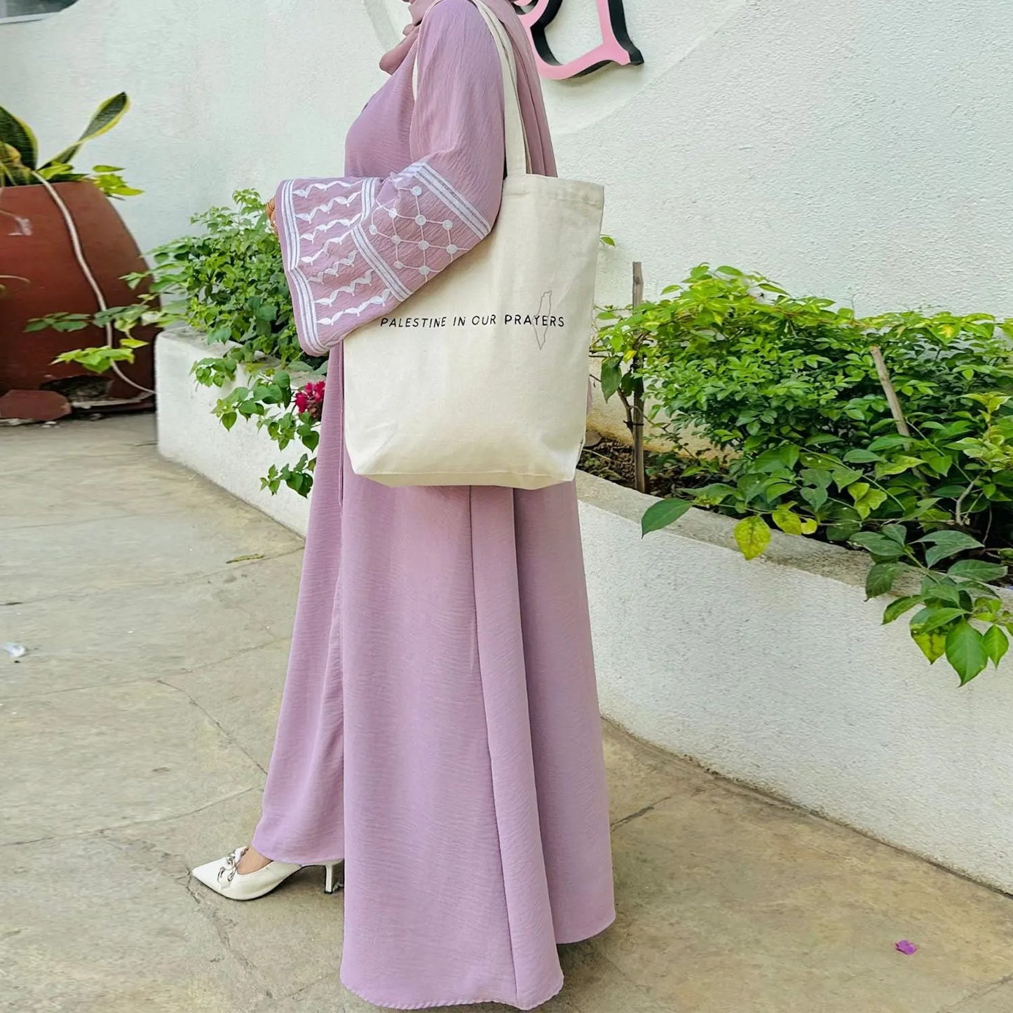 Kimono with Keffiyeh Embroidery